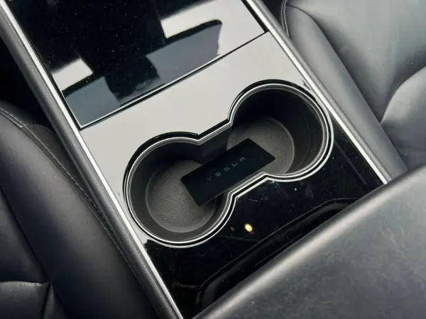 Tesla Model 3 Standard RWD Plus 10