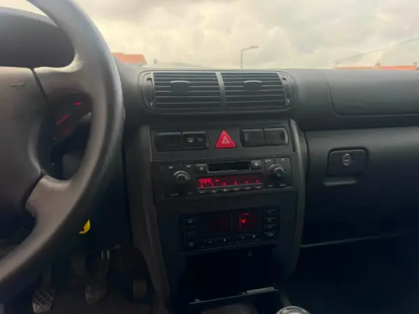Audi A3 1.6 7
