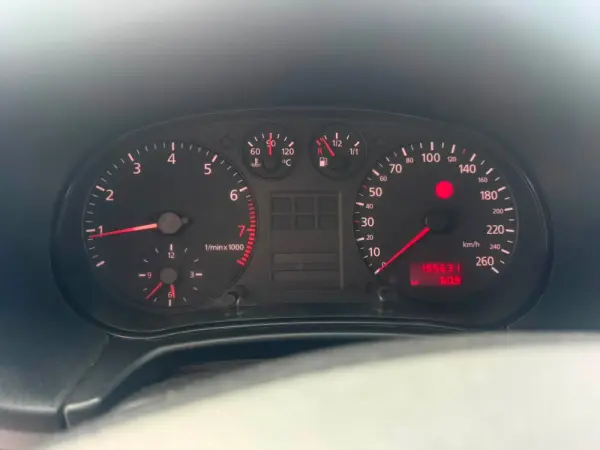 Audi A3 1.6 10