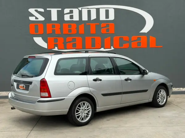 Ford Focus SW 1.4 Comfort 2