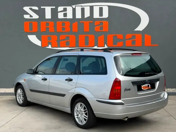 Ford Focus SW 1.4 Comfort 4