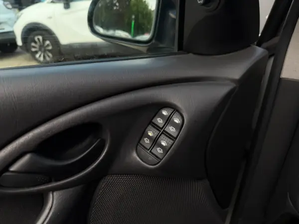 Ford Focus SW 1.4 Comfort 13