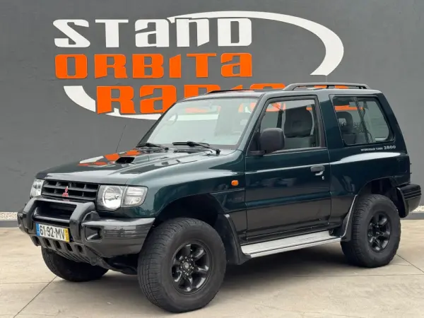 Mitsubishi Pajero 2.8 TD GLS 1