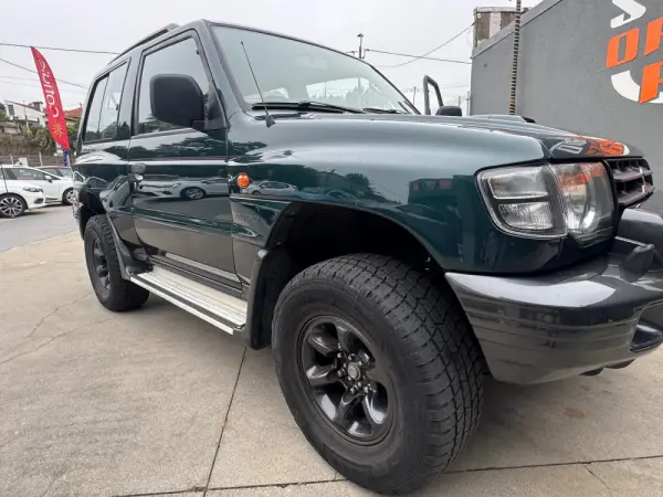 Mitsubishi Pajero 2.8 TD GLS 14