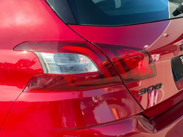 Peugeot 308 1.6 e-HDi Allure J17 5