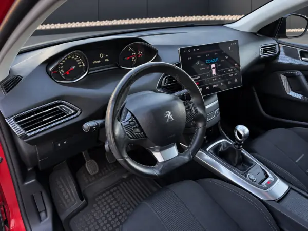 Peugeot 308 1.6 e-HDi Allure J17 5
