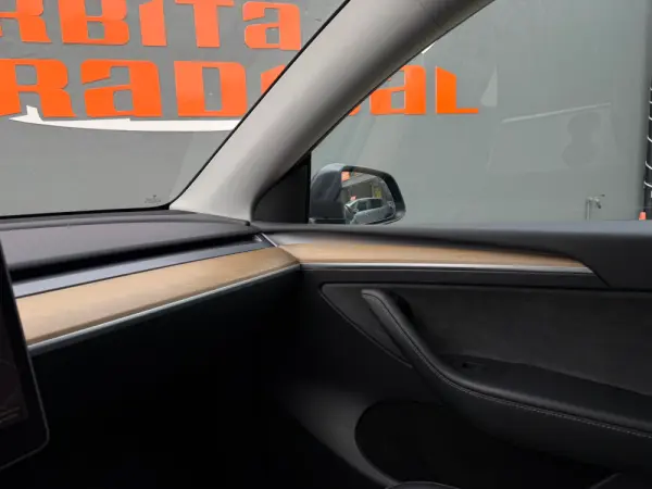 Tesla Model Y Long Range Tração Integral 12