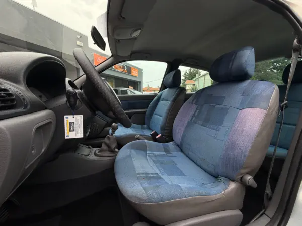 Renault Clio 1.2 Confort Authentique 5