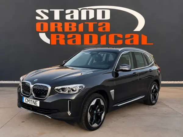 BMW iX3 Inspiring 1