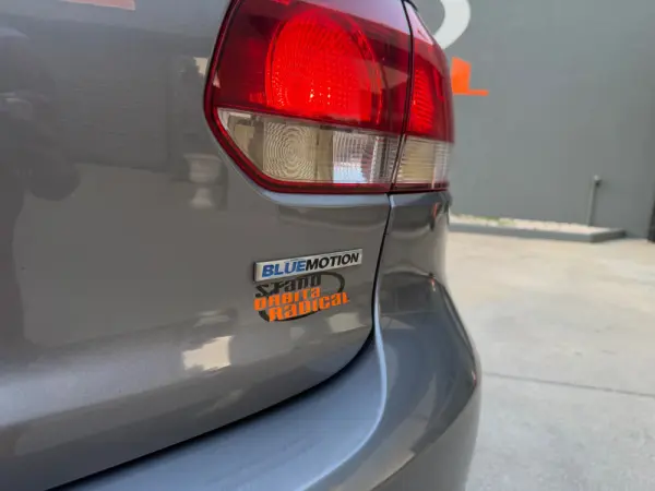 Volkswagen Golf 1.6 TDi Confortline 18