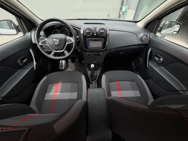 Dacia Sandero 0.9 TCe SL Stepway of Life 13