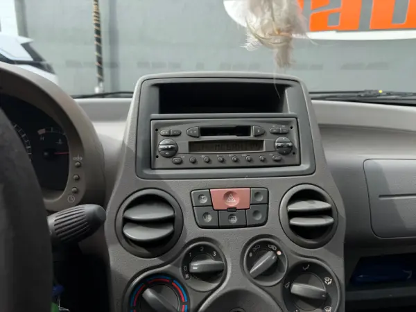 Fiat Panda 1.1 Active ECO 9