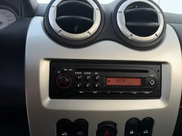 Dacia Sandero 1.5 dCi Comfort 11