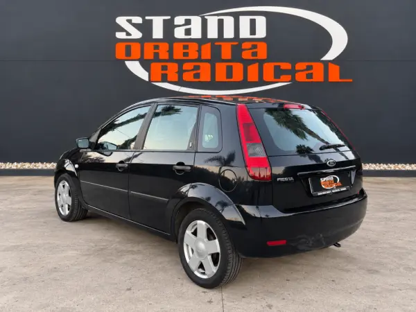 Ford Fiesta 1.25 Ambiente 4