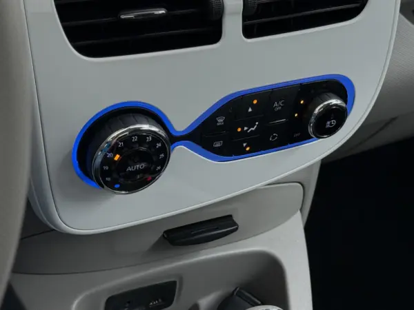 Renault Zoe (c/ Bateria 52kw 9