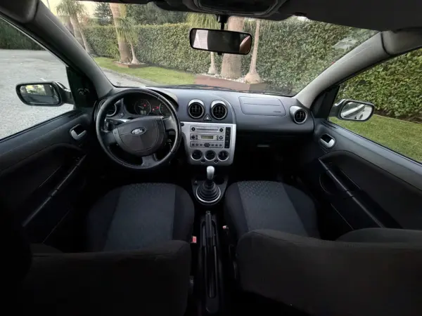 Ford Fiesta 1.25 Ambiente 19