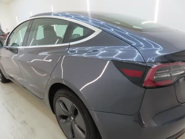 Tesla Model 3 Standard RWD Plus 3