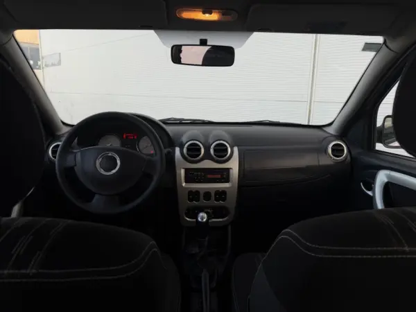 Dacia Sandero 1.5 dCi Comfort 17