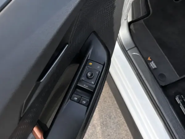 Cupra Born 58 kWh 16