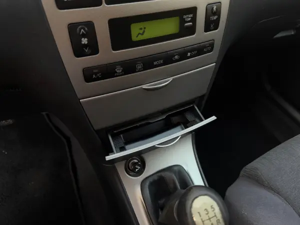 Toyota Corolla SW 1.4 VVT-i AC 12