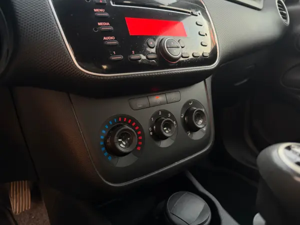 Fiat Punto 1.2 Lounge S&S 13
