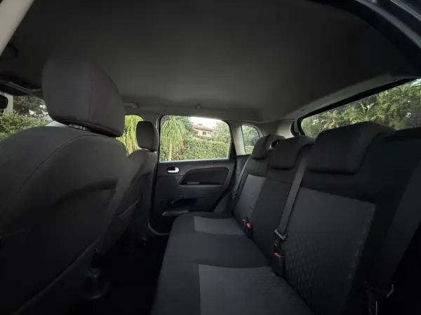 Ford Fiesta 1.25 Ambiente 18