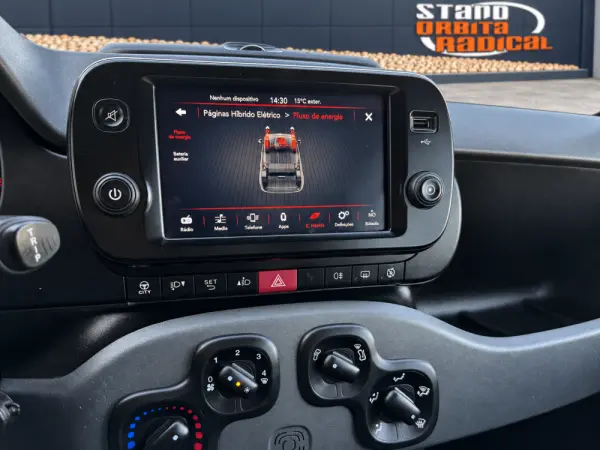 Fiat Panda 1.0 Hybrid Sport 8