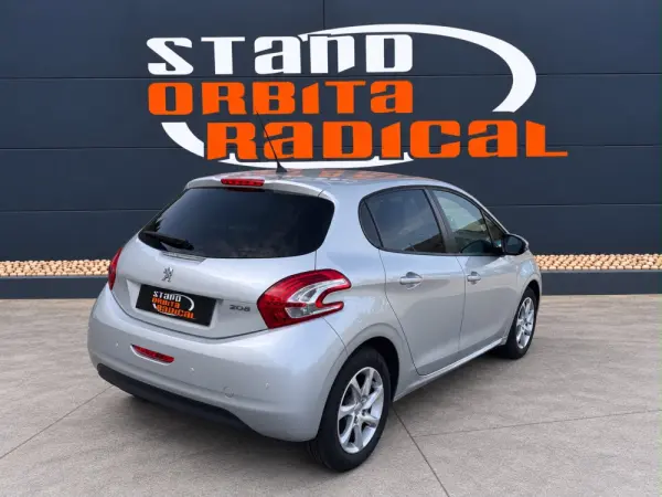 Peugeot 208 1.4 HDi Active 3