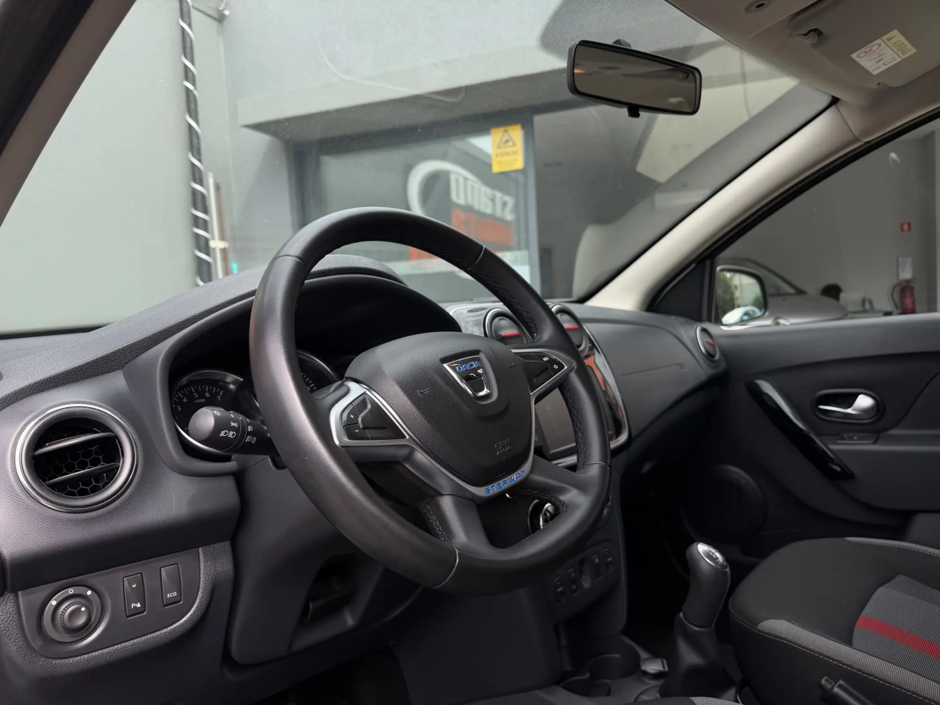 Dacia Sandero 0.9 TCe SL Stepway of Life 9