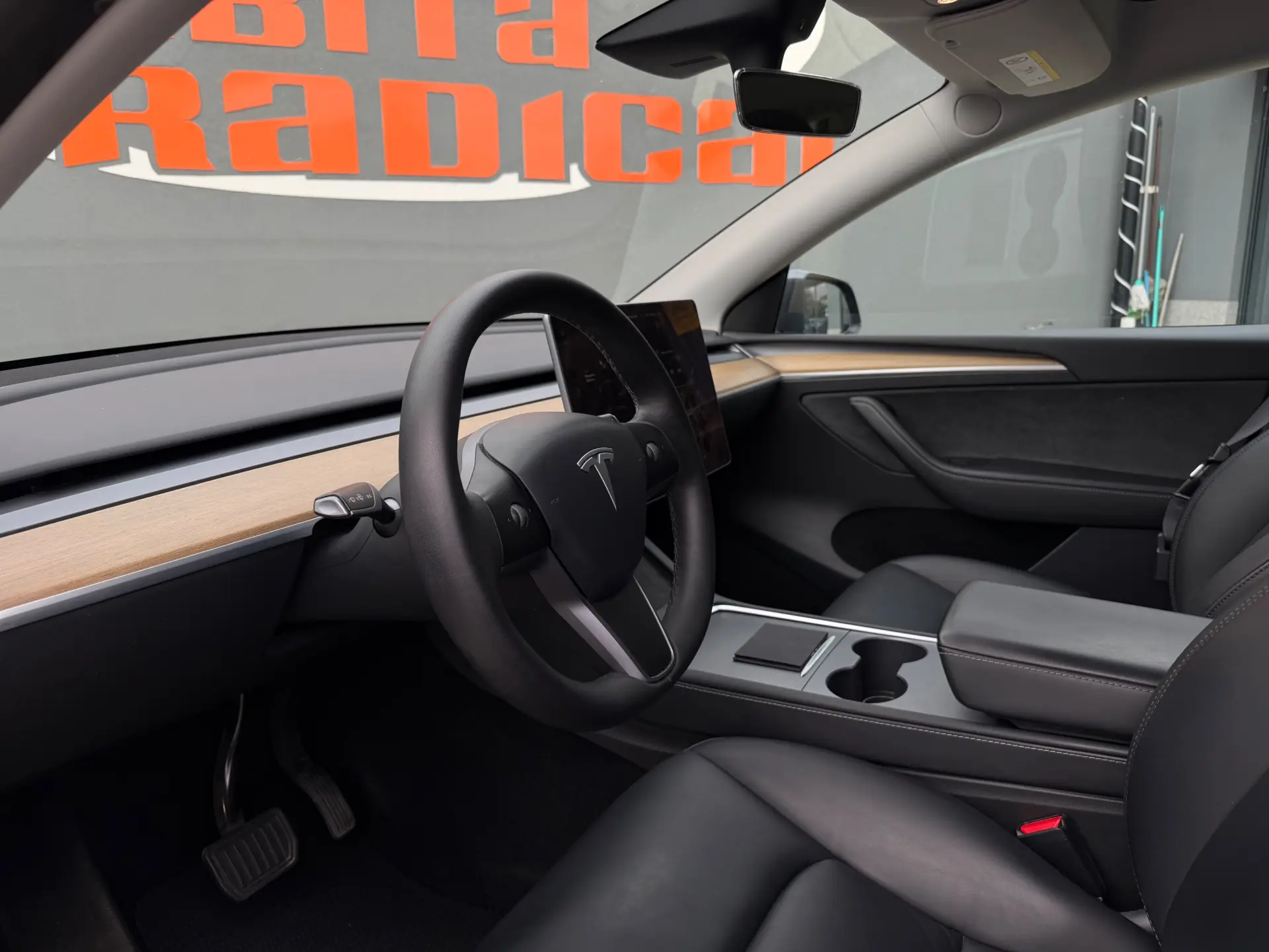 Tesla Model Y Long Range Tração Integral 6