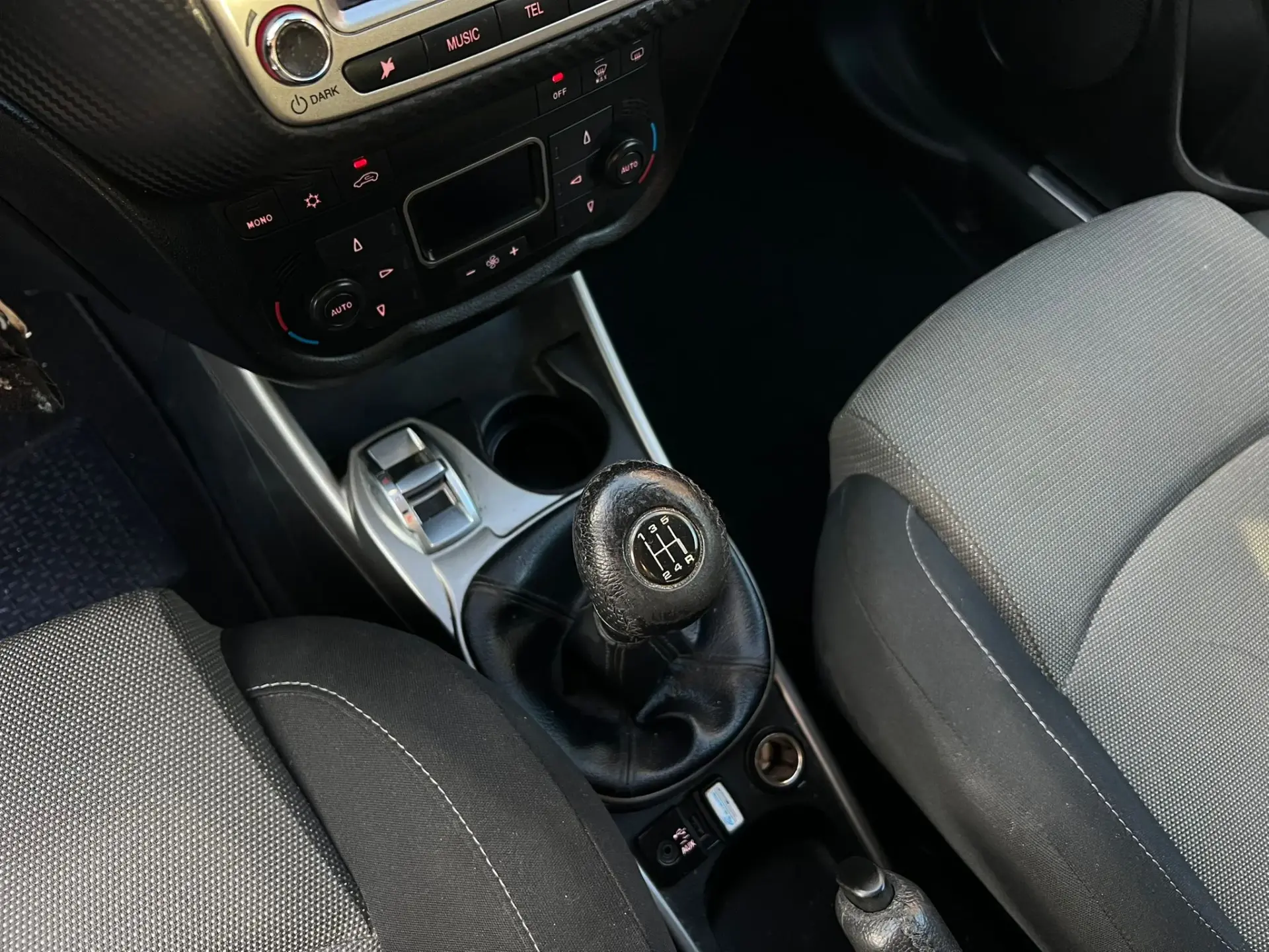 Alfa Romeo MiTo 1.3 JTD Distinctive S&S 8