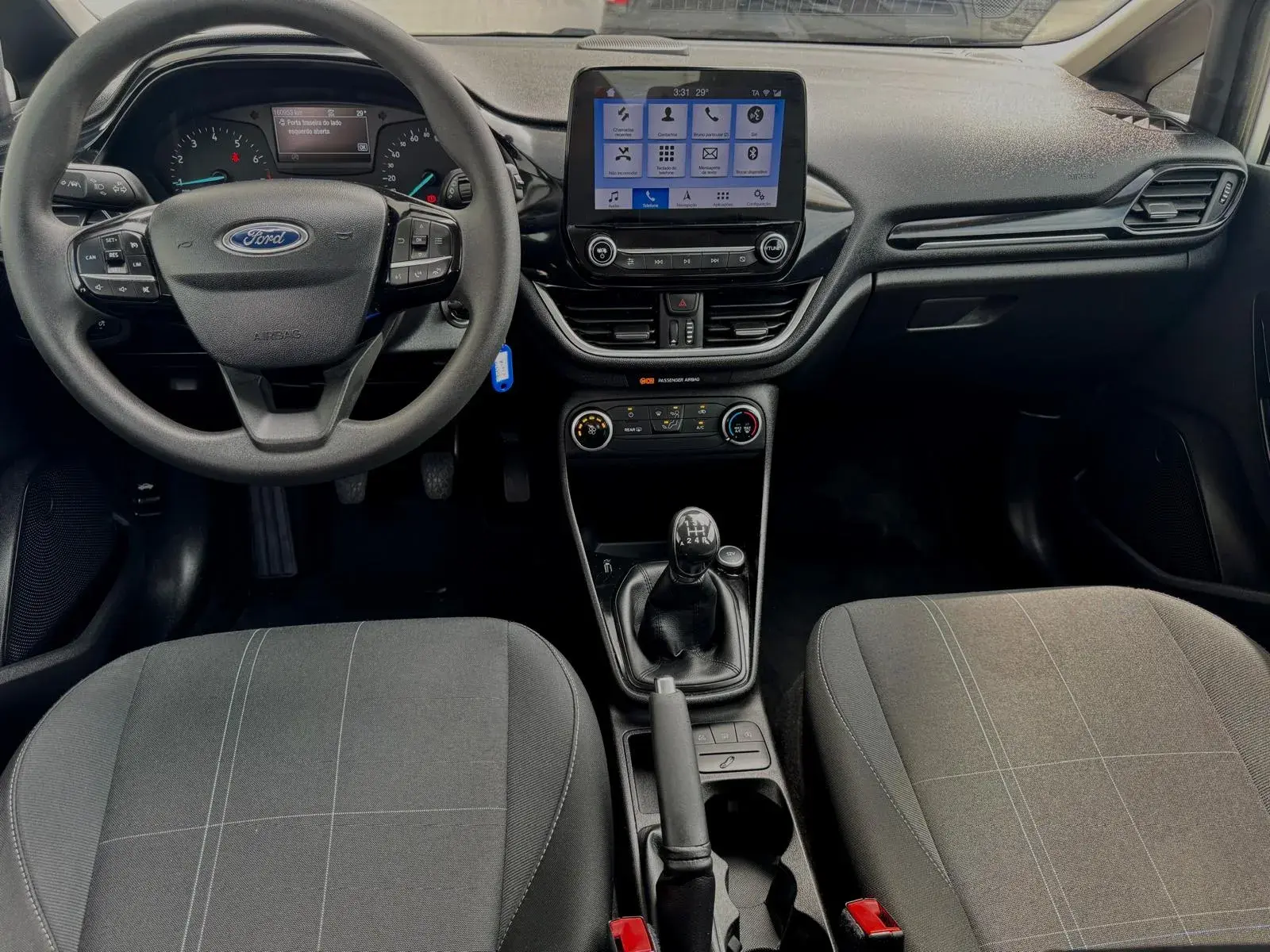 Ford Fiesta 1.1 Ti-VCT Business 9