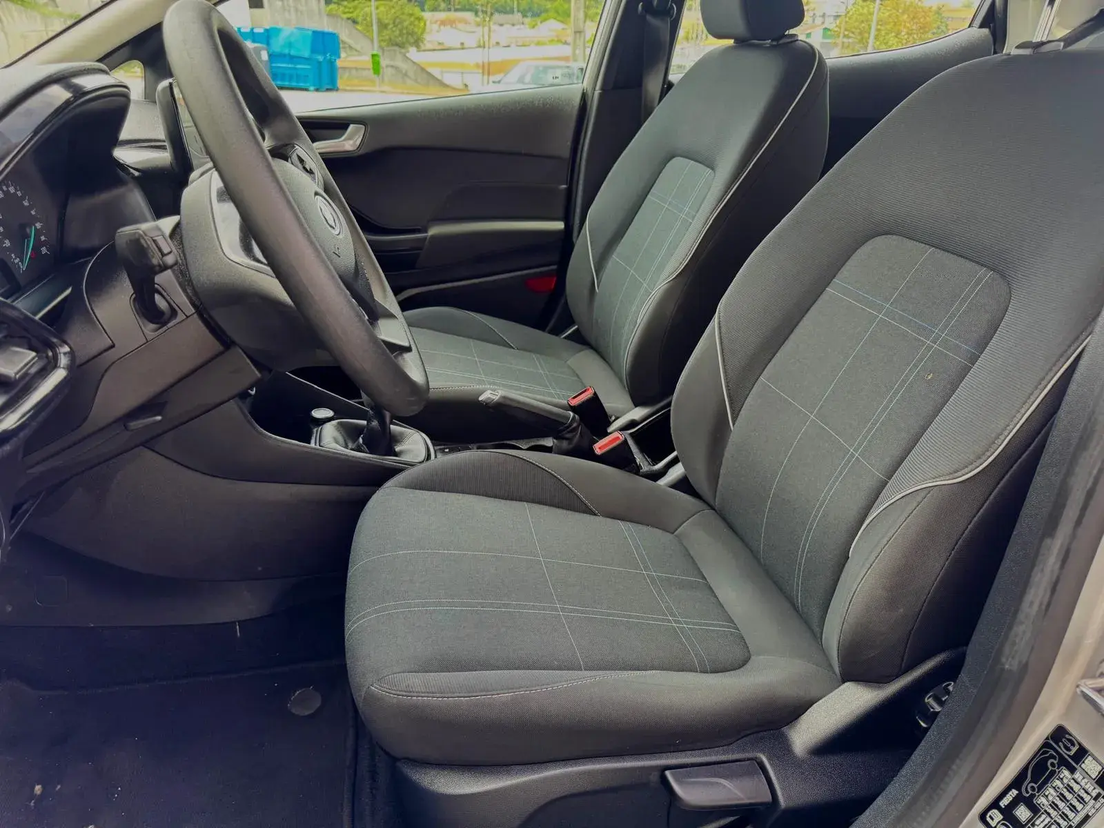 Ford Fiesta 1.1 Ti-VCT Business 16
