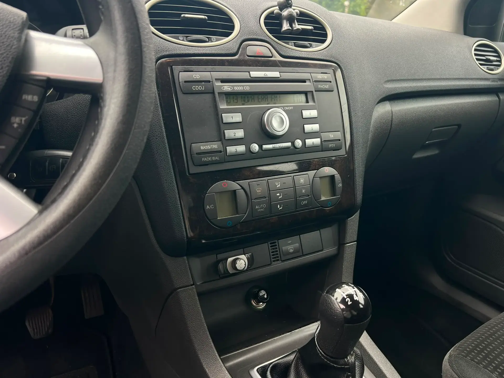 Ford Focus 1.6 TDCi 1st Edition 10