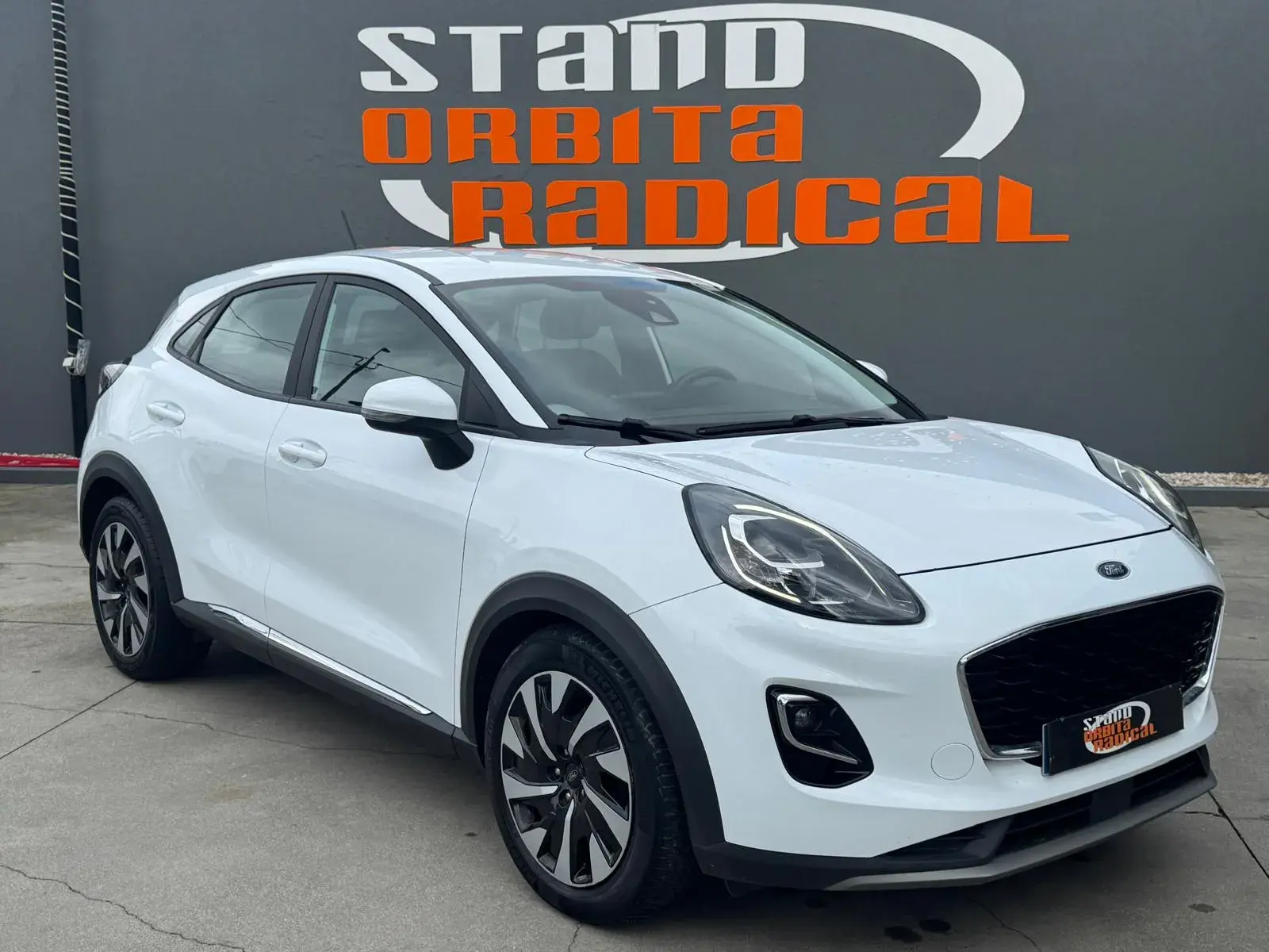 Ford Puma 1.0 EcoBoost MHEV Titanium 3
