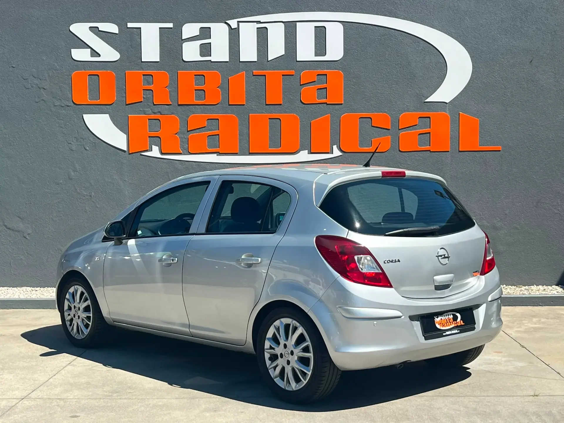 Opel Corsa 1.2 Cosmo 4