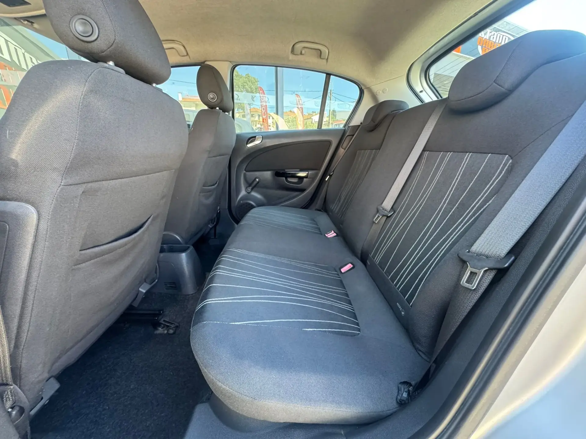 Opel Corsa 1.2 Cosmo 15