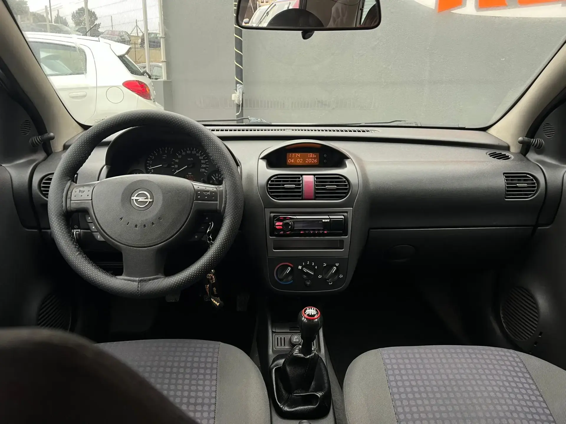 Opel Corsa 1.2 16V City 6