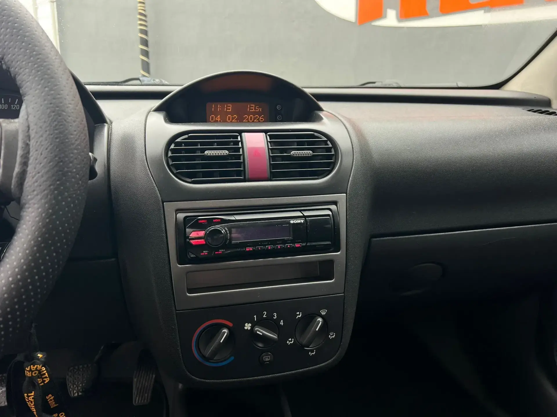 Opel Corsa 1.2 16V City 7
