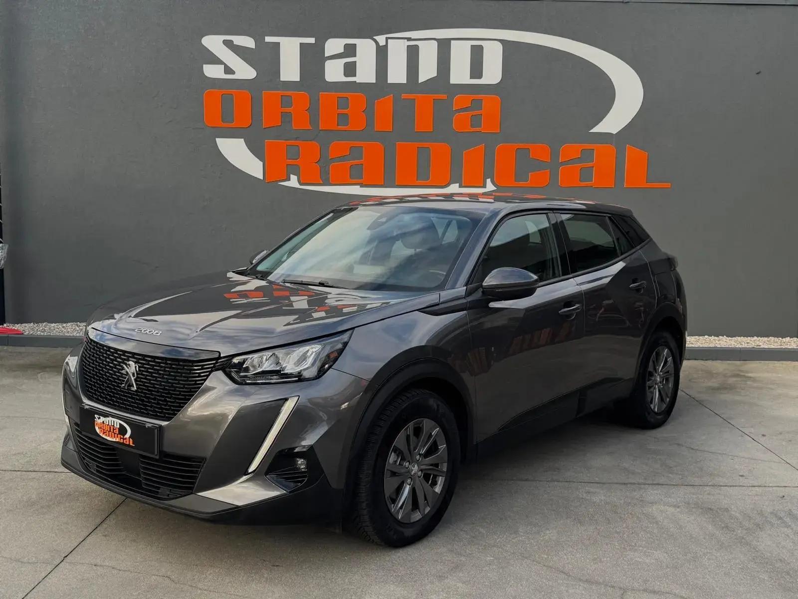 Peugeot 2008 1.2 PureTech Active 1