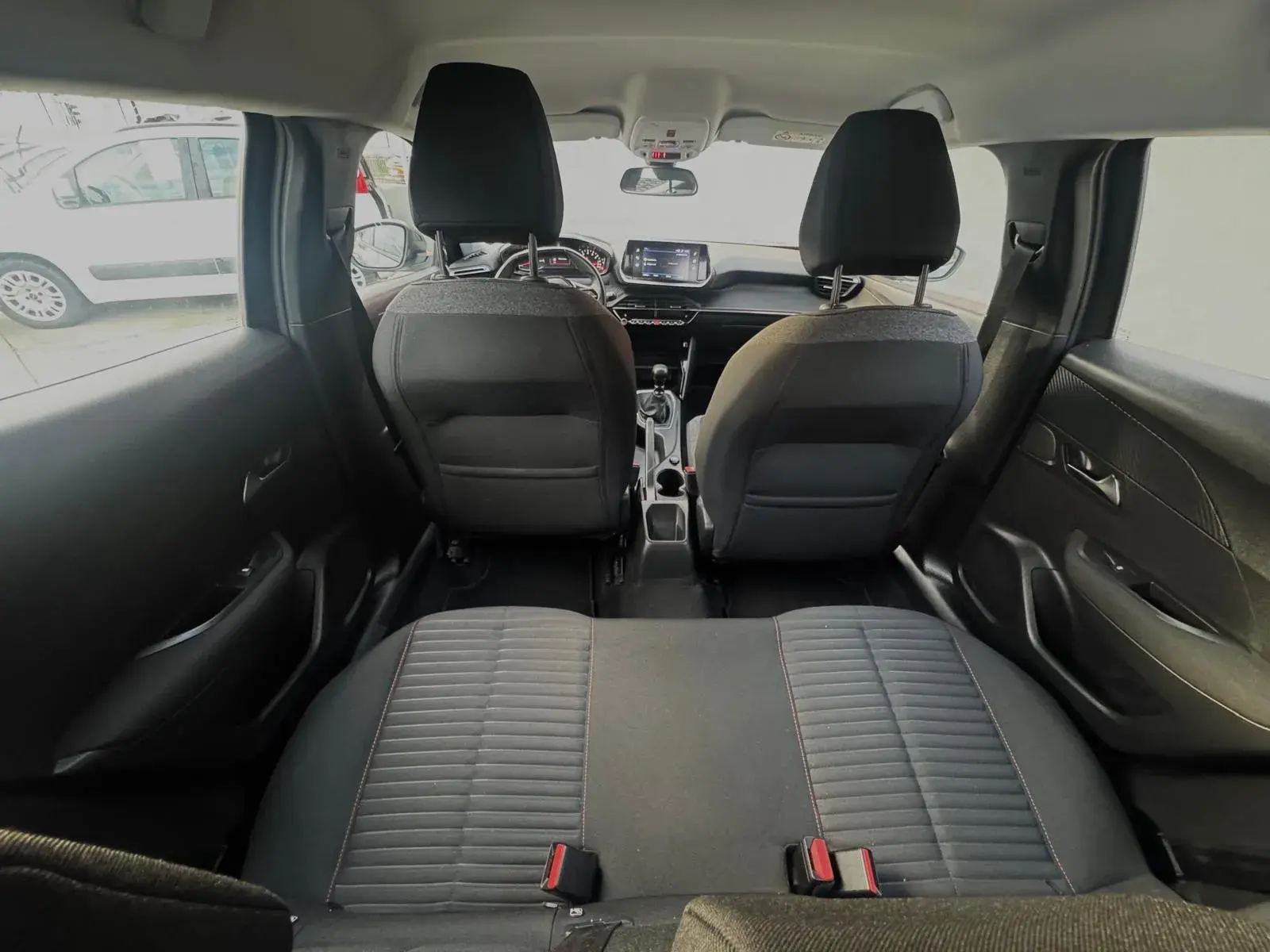 Peugeot 2008 1.2 PureTech Active 9