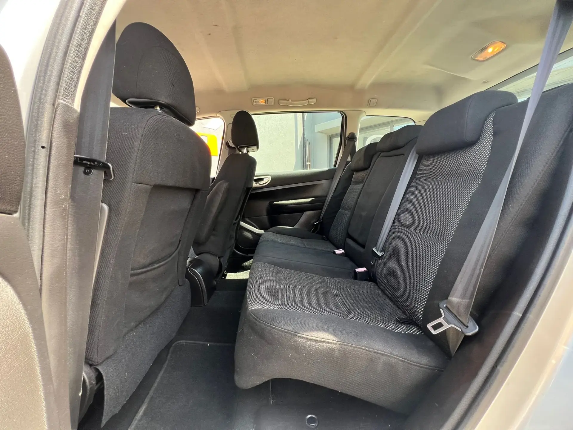 Peugeot 307 SW 1.6 HDi Black & Silver 12