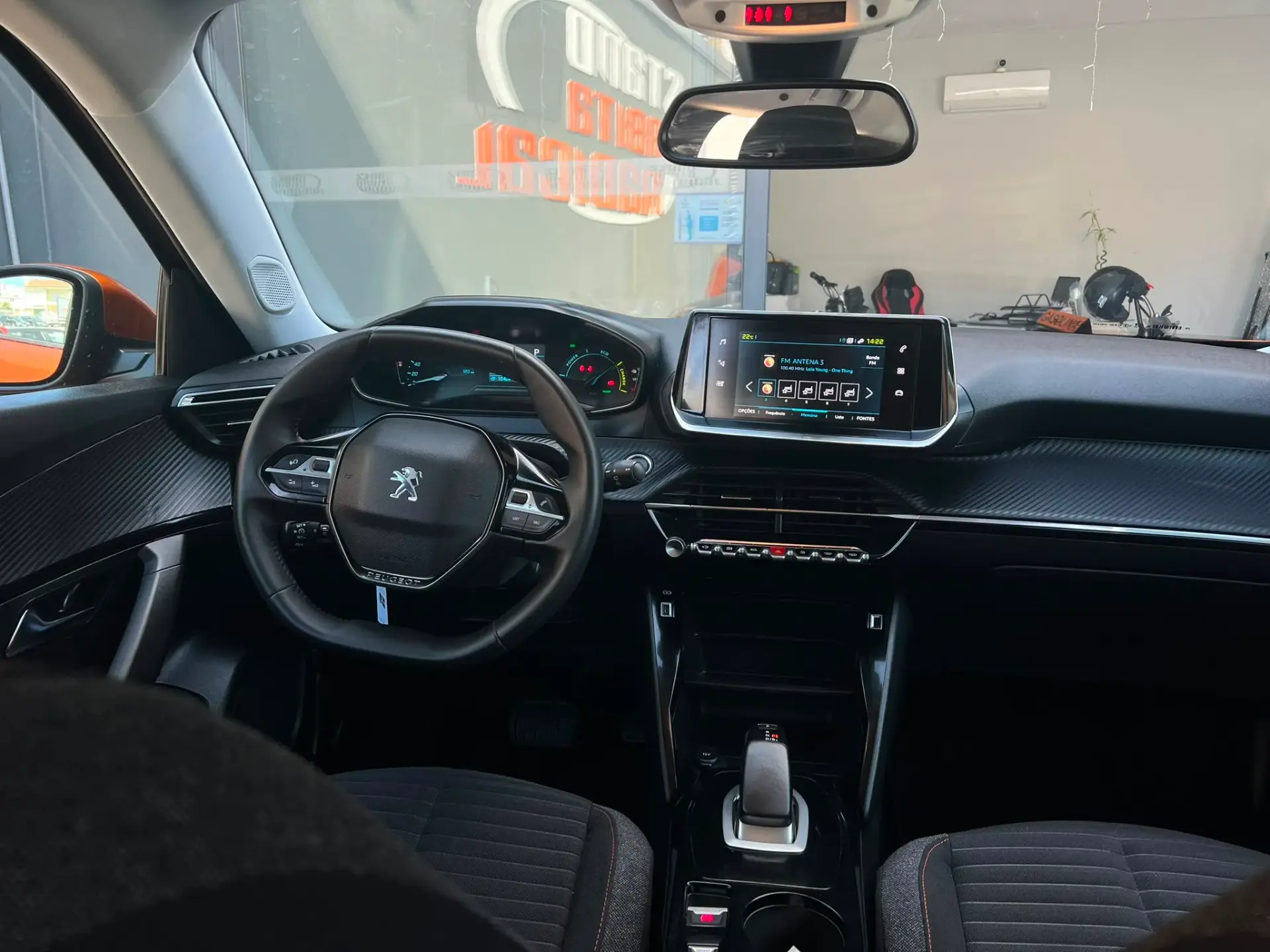Peugeot e-2008 50 kWh Active Pack 12