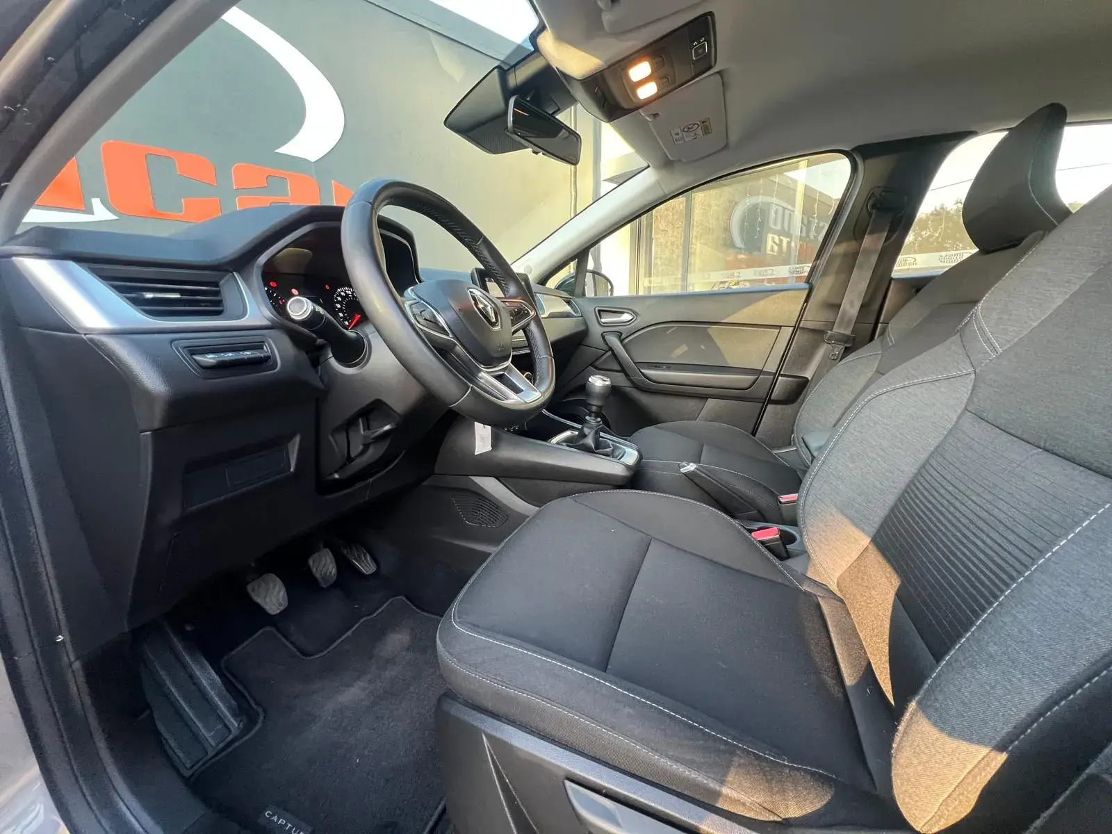 Renault Captur 1.0 TCe Zen 5
