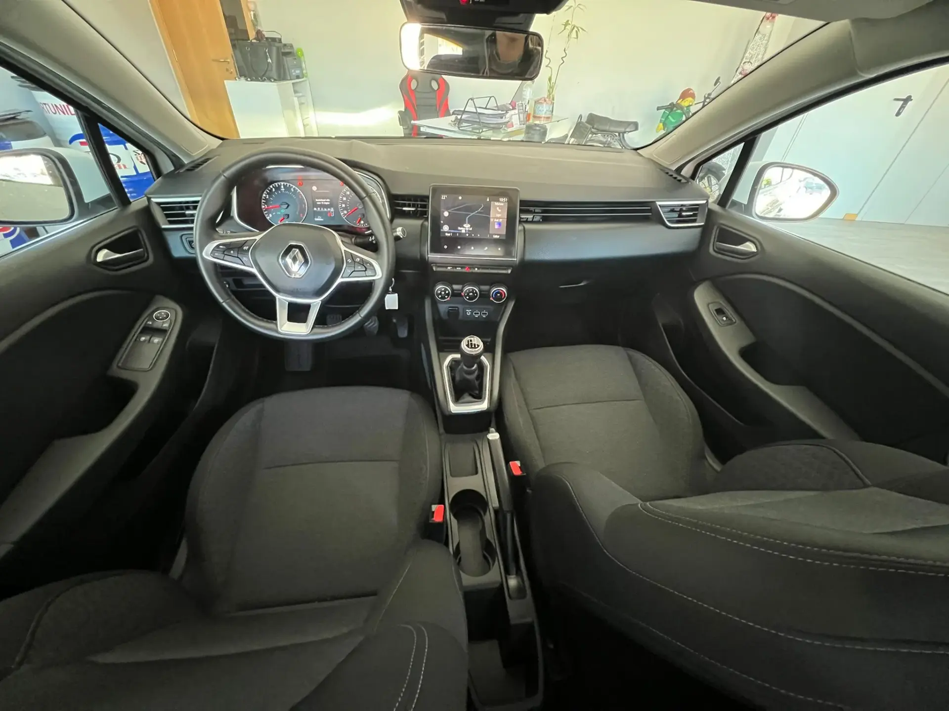 Renault Clio 1.0 TCe Zen Bi-Fuel 18