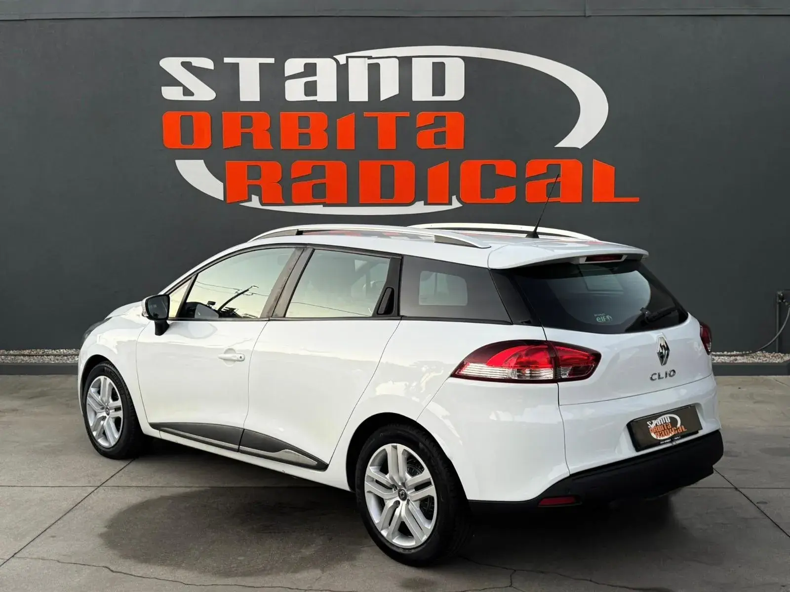 Renault Clio Sport Tourer 0.9 TCe Limited 4