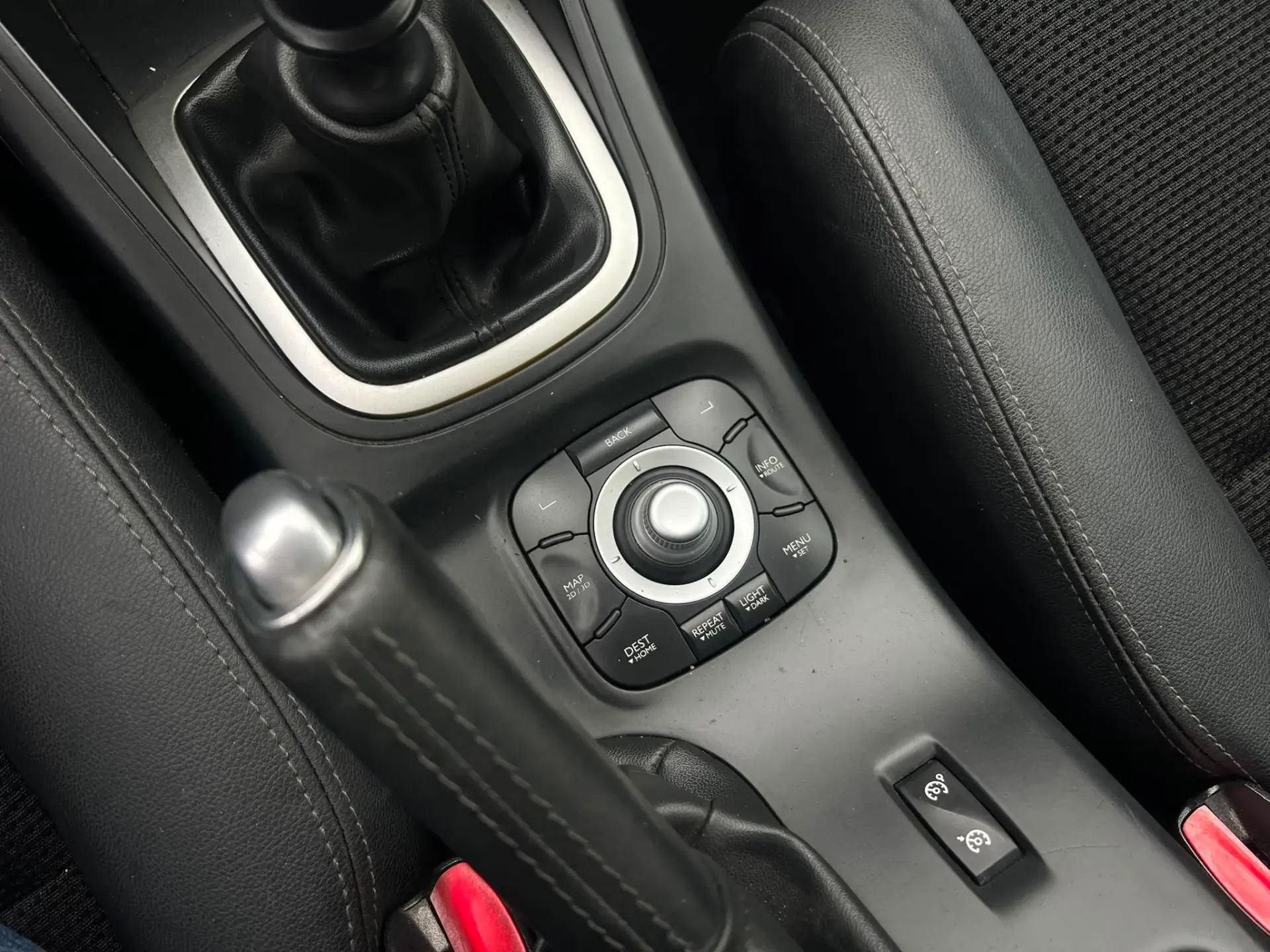 Renault Mégane Coupe 1.5 dCi Sport 9