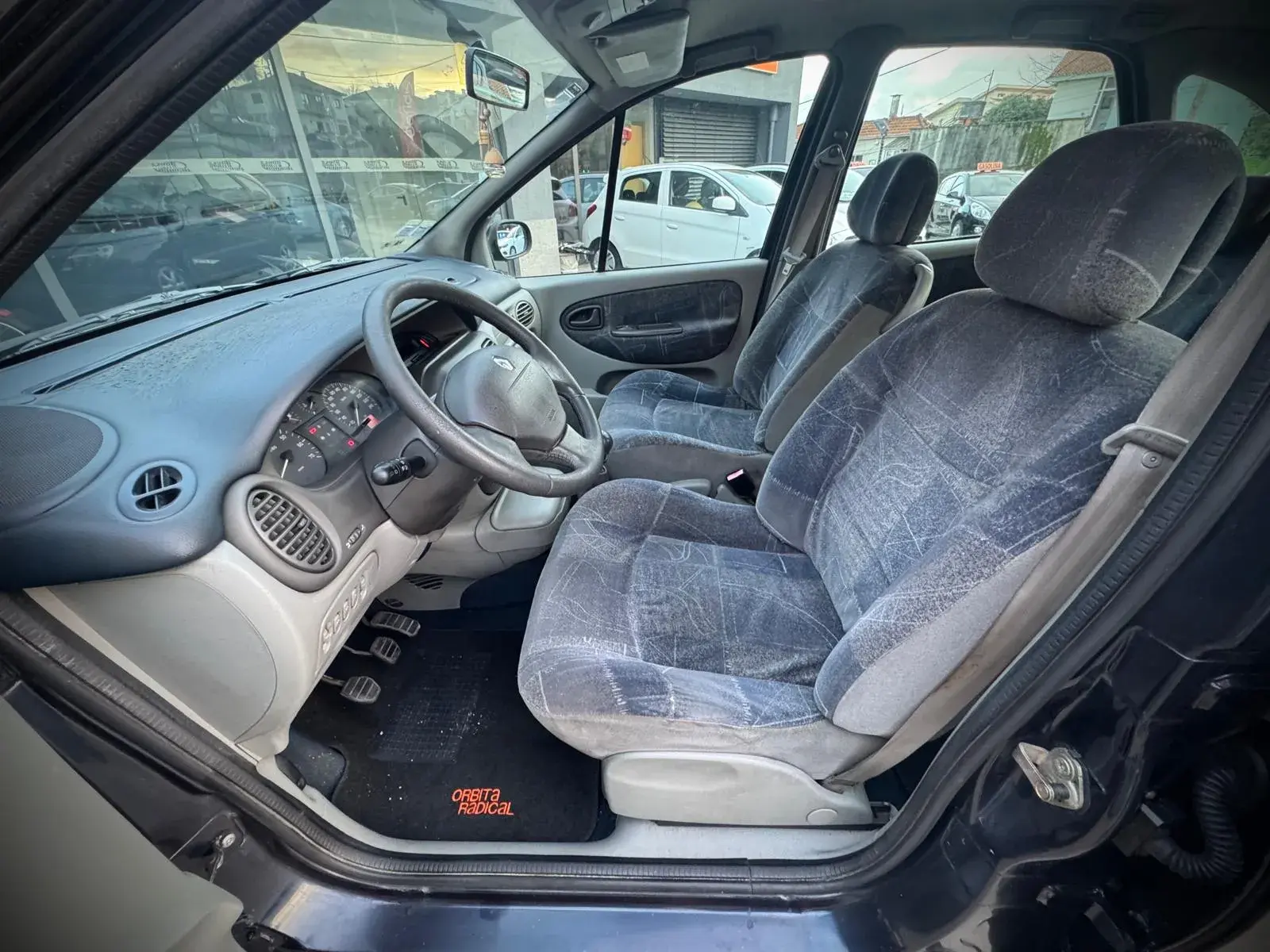Renault Scénic 1.4 16V 7