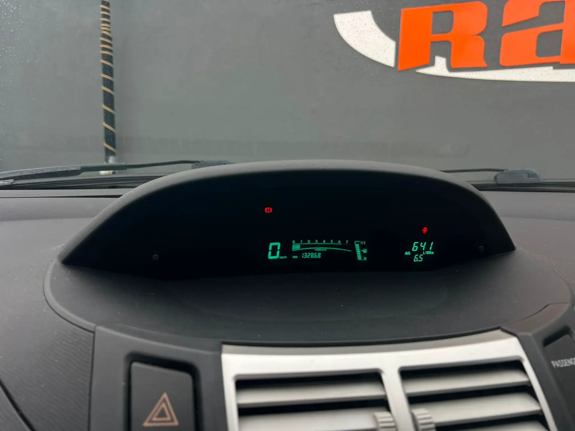 Toyota Yaris 1.0 VVT-i AC 10