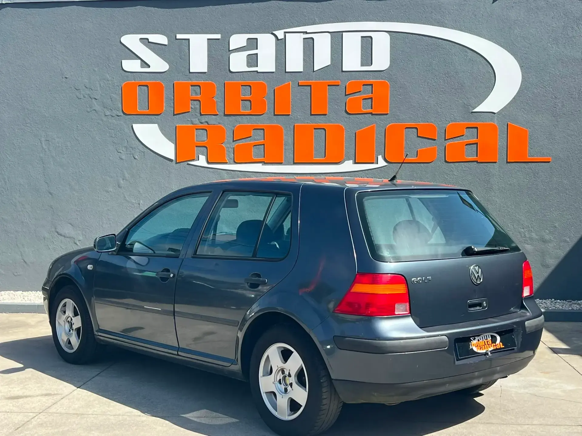 Volkswagen Golf 1.4i Trendline 4